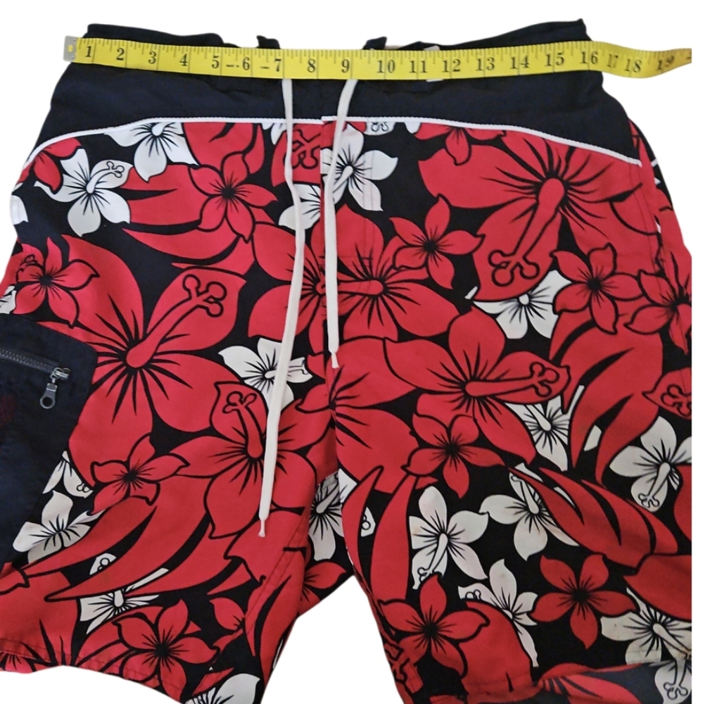 Red Floral Swim Shorts Surf Gear STIG M 4th of July Pre-owned Circular Fashion - Picture 13 of 17